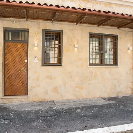 Mancini Shabby House Rzym